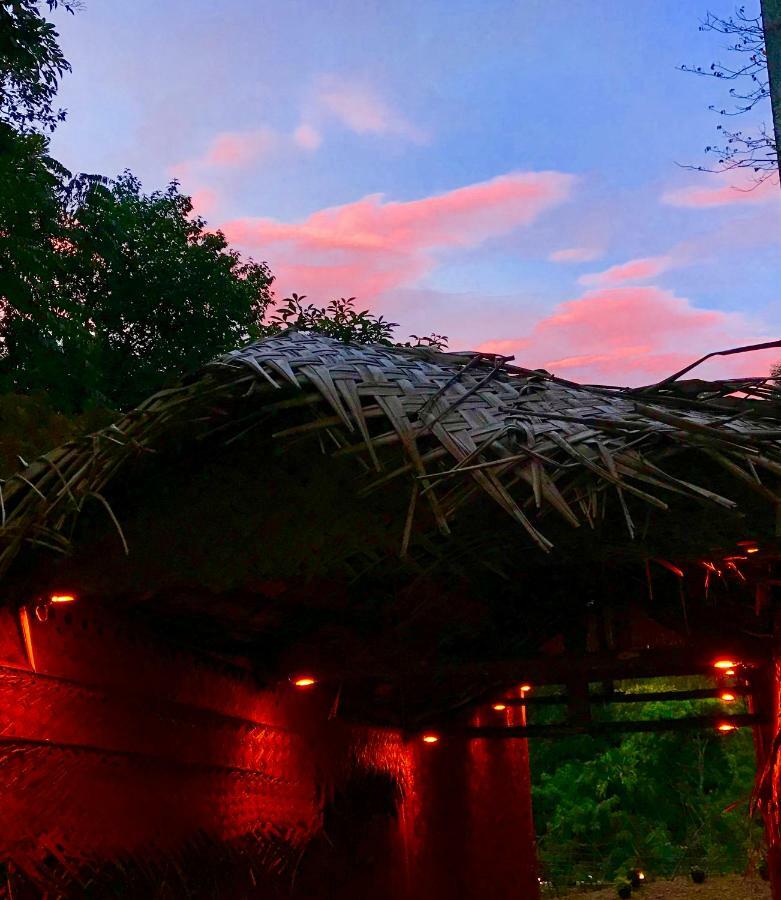 Shades Ella Hotel Exterior foto